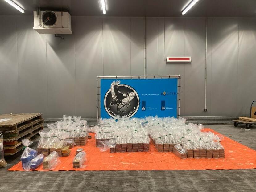 Politie ontdekt 1300 kilo cocaïne tussen lading hout