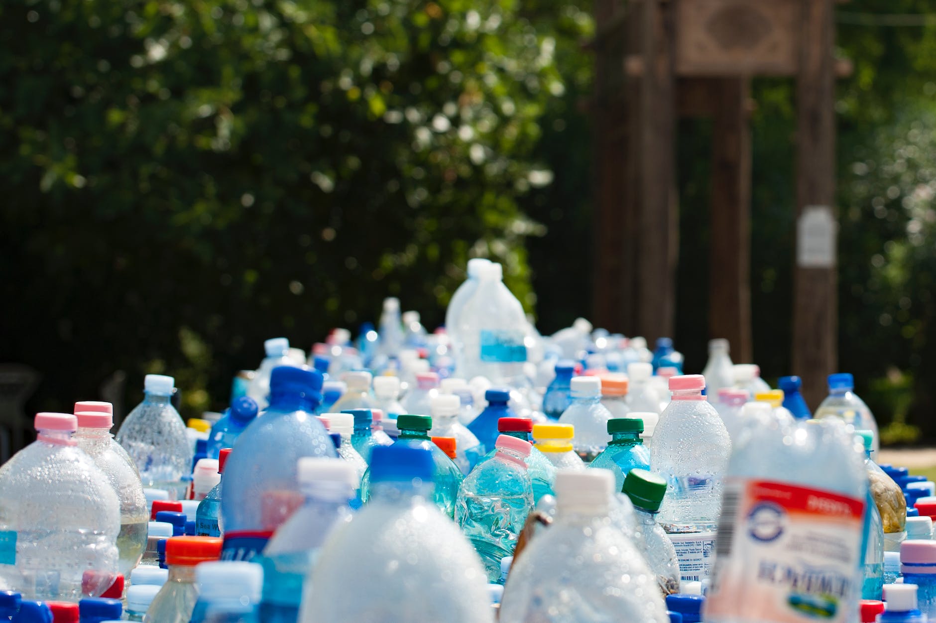 Joost Barendrecht: ‘Voer minimum toeslag van 25 cent in voor plastic wegwerpbekers en voedselverpakkingen’