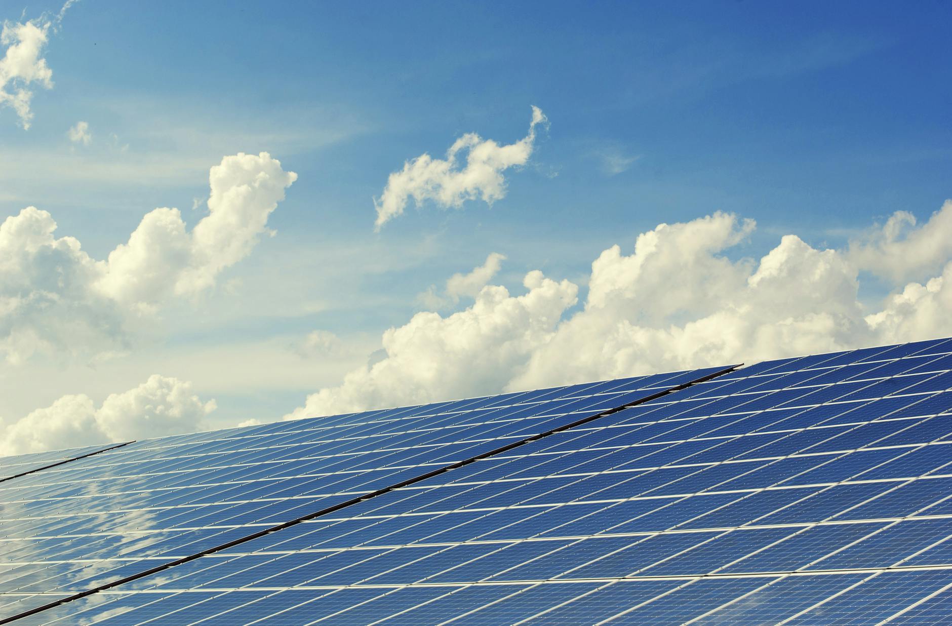 ‘Vaste terugleverkosten niet oneerlijk voor zonnepaneelbezitters’